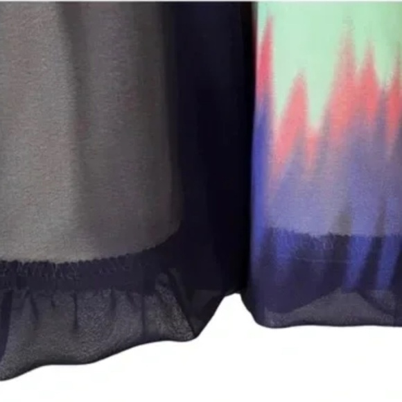 Boston Proper | Multicolored Bubble Hem Square Neck Tunic Blouse, Medium - Picture 4 of 5